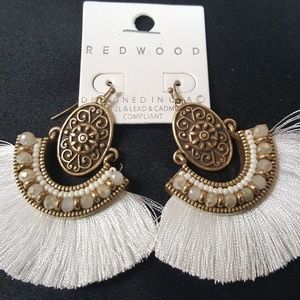 New White Fan Tassel Drop Earrings